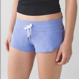 lululemon athletica | Reversible Surf Short size 4
